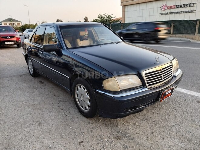 Mercedes C 230 2000, 258,000 km - 2.3 l - Bakı