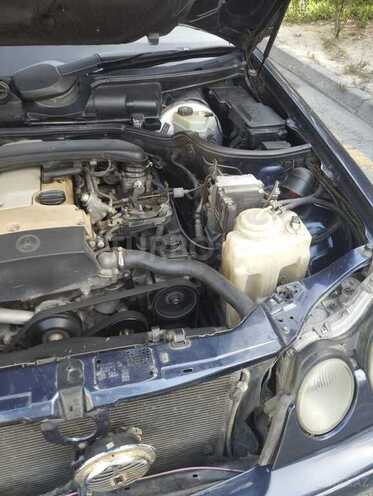 Mercedes E 230 1997, 481,000 km - 2.3 l - Bakı