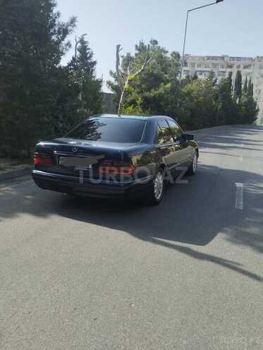 Mercedes E 230 1997, 481,000 km - 2.3 l - Bakı