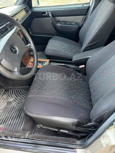 Mercedes 190 1990, 392,000 km - 2.0 л - Ağdaş