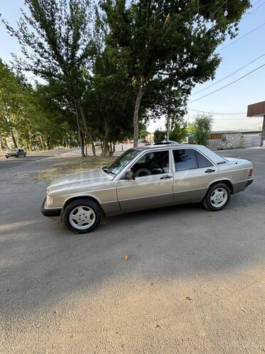 Mercedes 190 1990, 392,000 km - 2.0 л - Ağdaş
