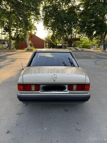 Mercedes 190 1990, 392,000 km - 2.0 л - Ağdaş