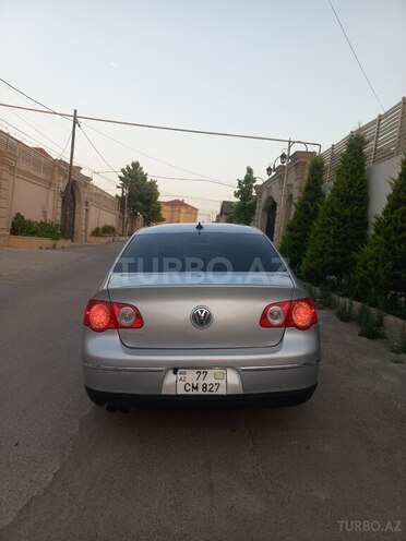 Volkswagen Passat 2010, 243,510 km - 2.0 l - Bakı
