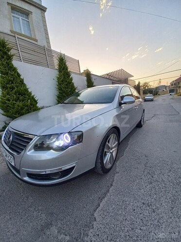 Volkswagen Passat 2010, 243,510 km - 2.0 l - Bakı