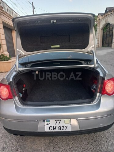 Volkswagen Passat 2010, 243,510 km - 2.0 l - Bakı