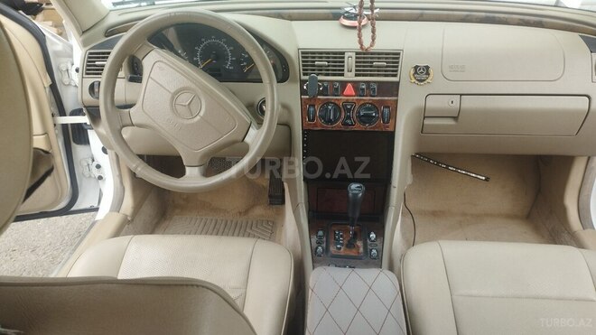Mercedes C 230 2000, 285,197 km - 2.3 l - Ağcabədi