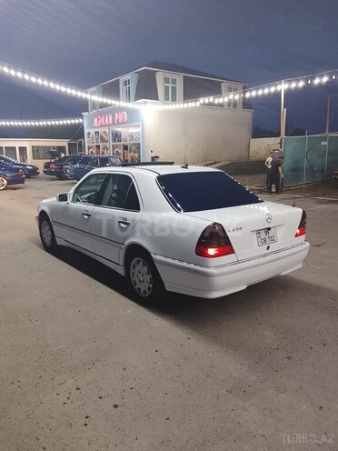 Mercedes C 230 2000, 285,197 km - 2.3 l - Ağcabədi