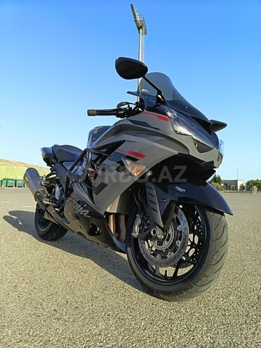 Kawasaki Ninja ZX-14-1