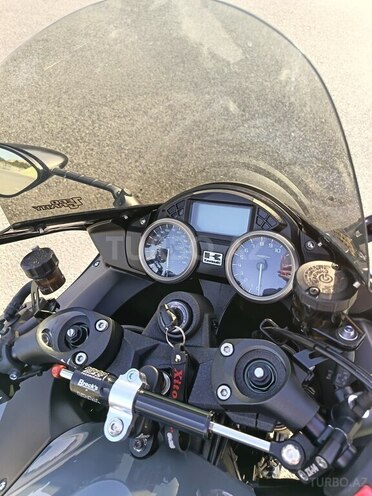 Kawasaki Ninja ZX-14-3
