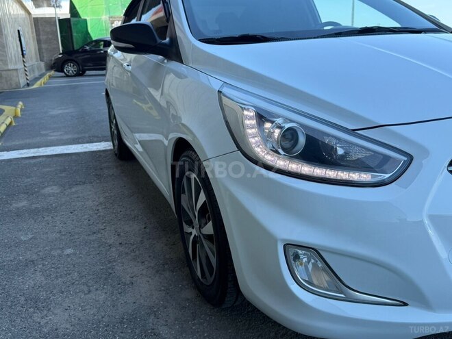 Hyundai Accent 2013, 130,000 km - 1.6 л - Bakı