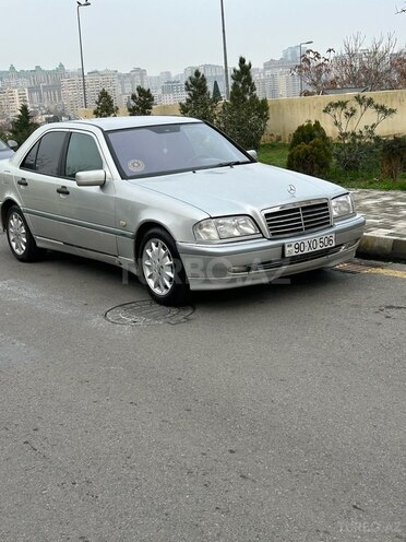 Mercedes C 200 1998, 325,000 km - 2.0 l - Bakı
