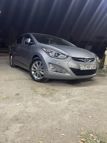 Hyundai Avante 2015, 178,000 km - 1.6 л - Şirvan
