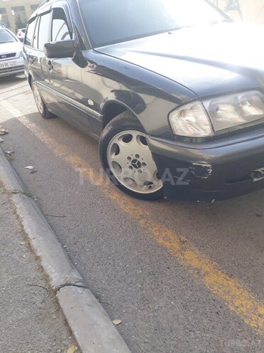 Mercedes C 180 1999, 335,233 km - 1.8 l - Bakı