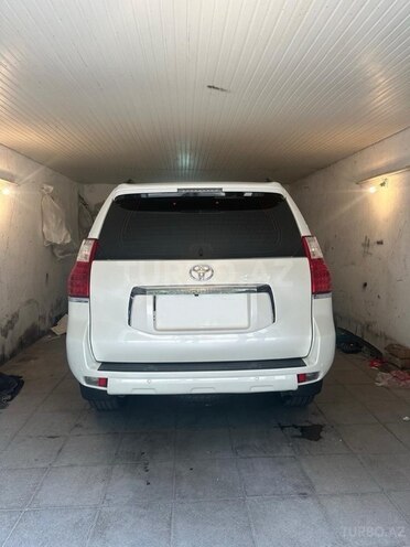 Toyota Land Cruiser Prado 2011, 158,000 km - 4.0 l - Bakı
