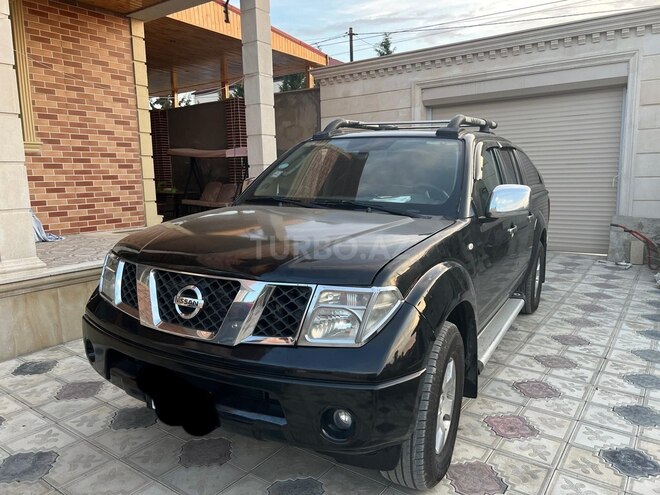 Nissan Navara 2011, 345,600 km - 3.0 l - Bakı