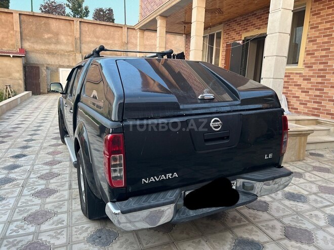 Nissan Navara 2011, 345,600 km - 3.0 l - Bakı