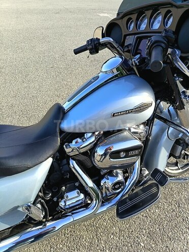 Harley-Davidson FLHX Street Glide-6