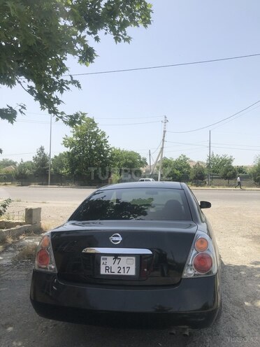Nissan Altima 2006, 290,000 km - 2.5 л - Yevlax