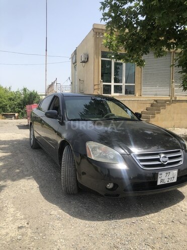 Nissan Altima 2006, 290,000 km - 2.5 л - Yevlax