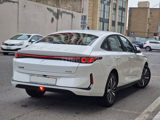 Changan Qiyuan A05 2025, 0 km - 1.5 l - Bakı