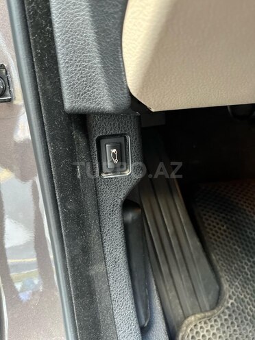 BMW 528 2012, 280,000 km - 2.0 l - Bakı