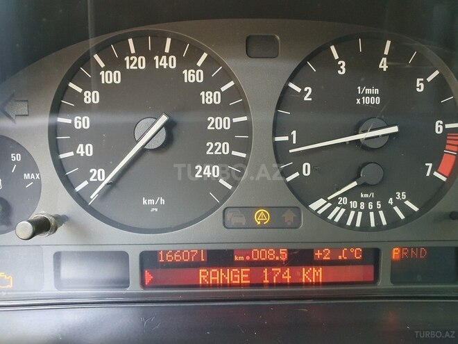 BMW 525 2000, 166,000 km - 2.5 l - Sumqayıt