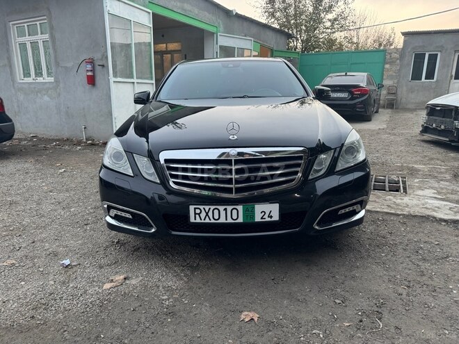 Mercedes E 200 2010, 241,000 km - 2.0 л - Gəncə
