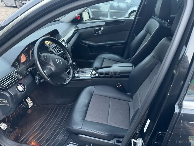 Mercedes E 200 2010, 241,000 km - 2.0 л - Gəncə