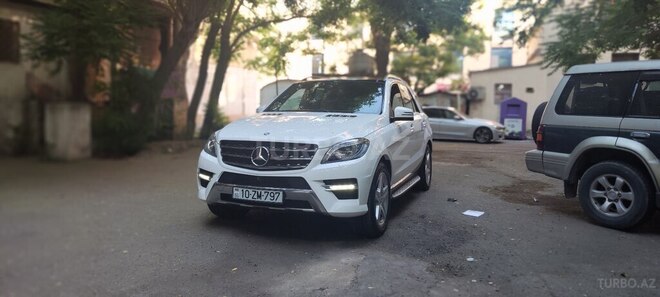 Mercedes ML 400 4MATIC 2014, 178,000 km - 3.0 л - Bakı
