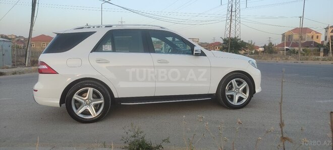 Mercedes ML 400 4MATIC 2014, 178,000 km - 3.0 л - Bakı