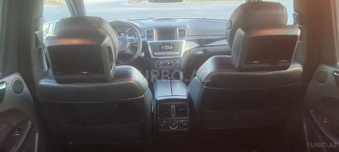 Mercedes ML 400 4MATIC 2014, 178,000 km - 3.0 л - Bakı