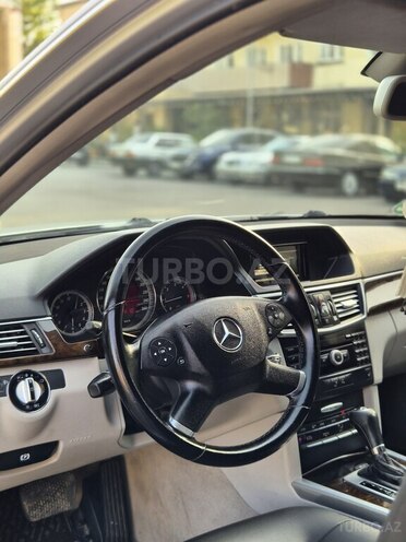 Mercedes E 220 d 2009, 281,000 km - 2.2 l - Ağcabədi