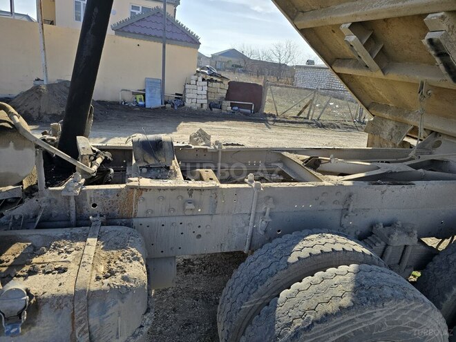 KamAz 55111 1988, 949,499 km - 11.0 l - Qazax