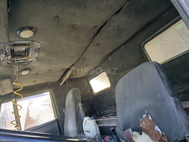KamAz 55111 1988, 949,499 km - 11.0 l - Qazax
