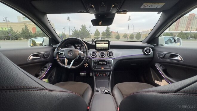 Mercedes GLA 200 2015, 155,892 km - 1.6 l - Bakı