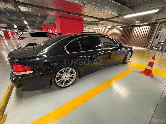 BMW 745-4