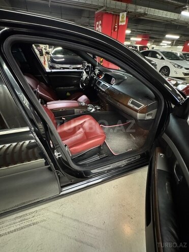 BMW 745-18