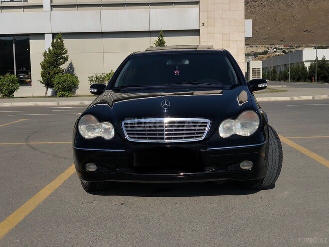 Mercedes C 200 2000, 260,524 km - 2.0 l - Bakı