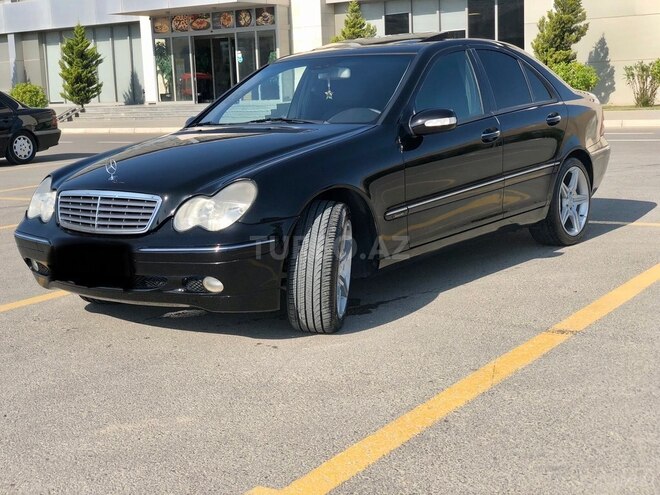 Mercedes C 200 2000, 260,524 km - 2.0 l - Bakı