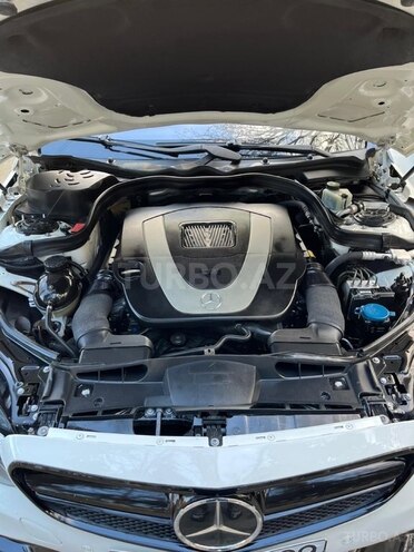 Mercedes E 350 2009, 240,000 km - 3.5 l - Mingəçevir