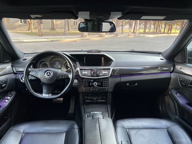 Mercedes E 350 2009, 240,000 km - 3.5 l - Mingəçevir