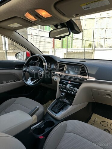 Hyundai Elantra 2019, 45,300 km - 2.0 l - Bakı