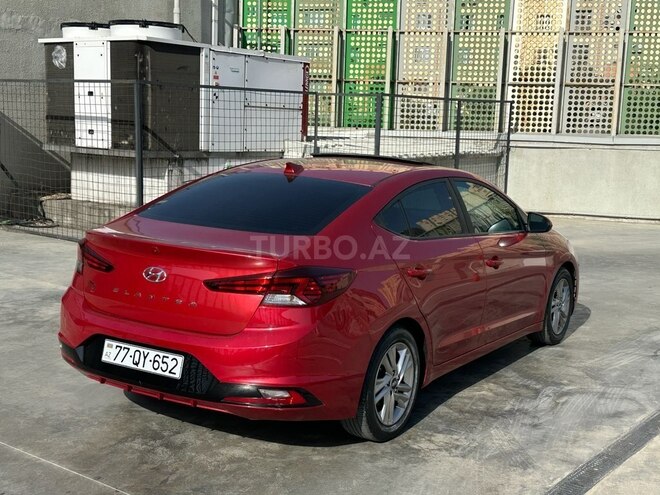 Hyundai Elantra 2019, 45,300 km - 2.0 l - Bakı