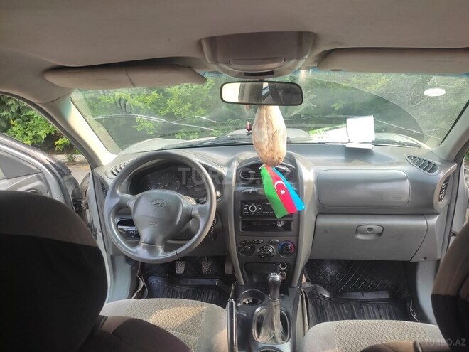 Hyundai Santa Fe 2001, 314,000 km - 2.0 l - Tovuz