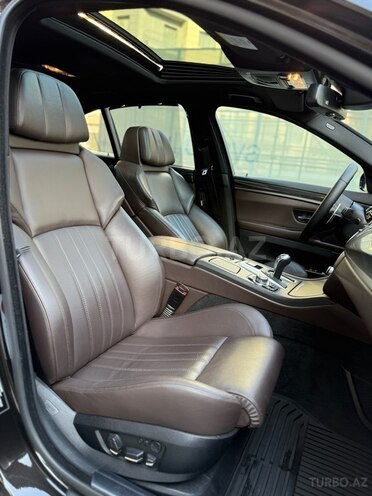 BMW M5-17