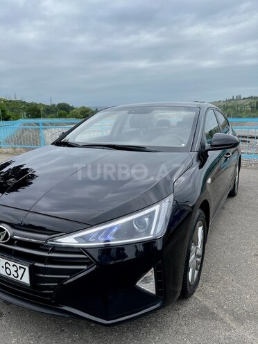 Hyundai Elantra 2019, 170,000 km - 1.6 l - Quba