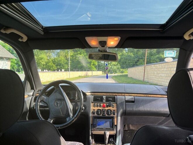 Mercedes C 240 1999, 236,527 km - 2.4 л - Balakən