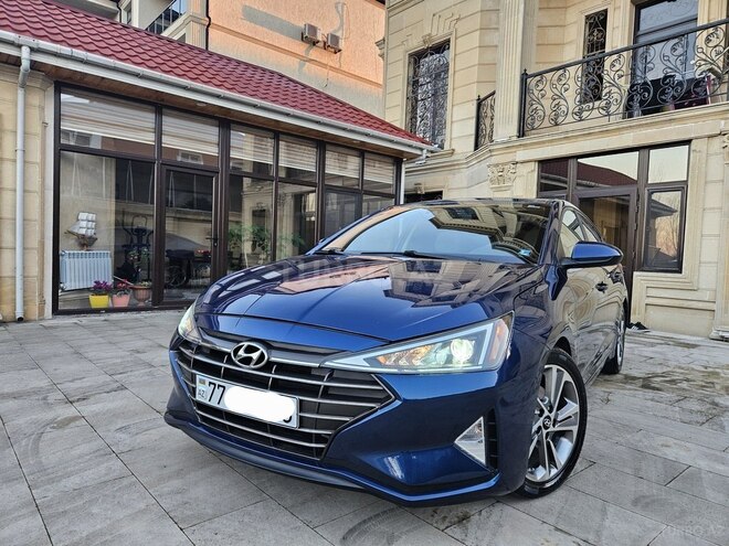 Hyundai Elantra 2019, 105,800 km - 2.0 l - Bakı