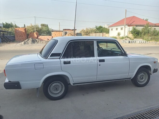 LADA (VAZ) 2107 2005, 70,000 km - 1.6 l - Saatlı