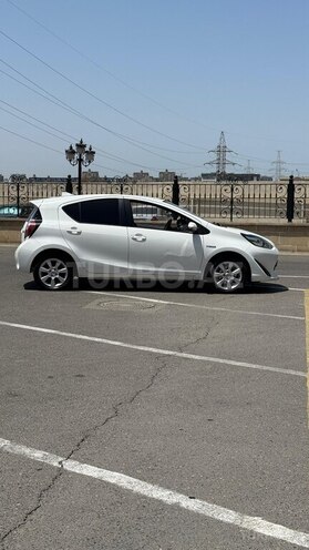 Toyota Aqua 2018, 230,000 km - 1.5 l - Bakı